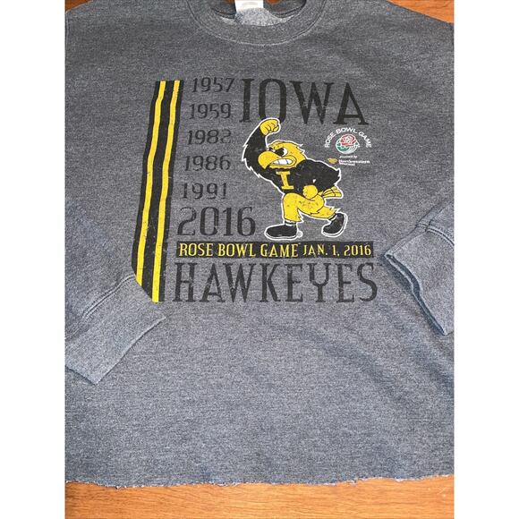 Womens Iowa Hawkeyes Rosebowl 2016 Cropped Sweatshirt Gray small - Picture 2 of 5
